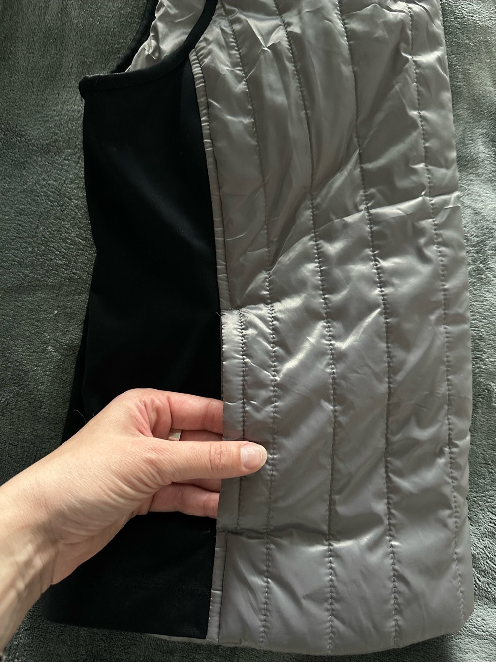 Zenergy by Chico’s Quilted Puffer Vest Size 0 Silver Gray Black Full Zip - Picture 14 of 14